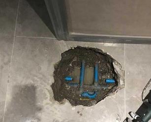 启东阳台漏水维修公司分享下暖气管道漏水的原因有哪些